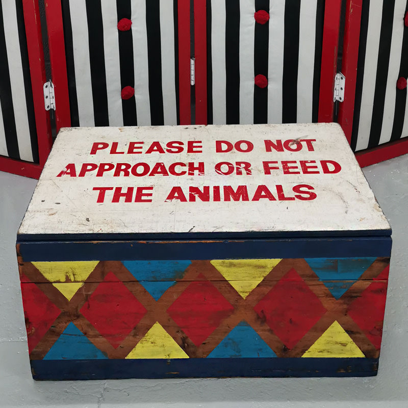 Please Do Not Feed The Animals Circus Box